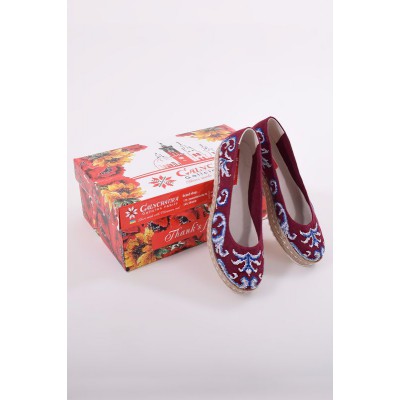 Embroidered Flat Shoes "Dew Red"